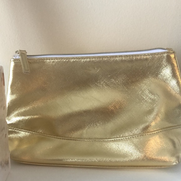 2/$25 DOVE makeup case - Picture 4 of 4